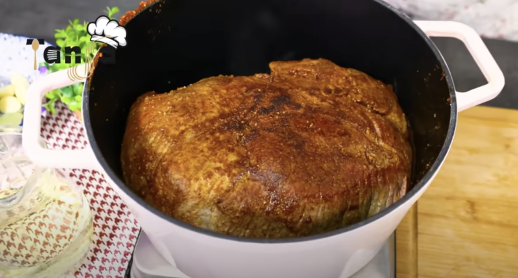 Pomalu dušená vepřová krkovice – postup