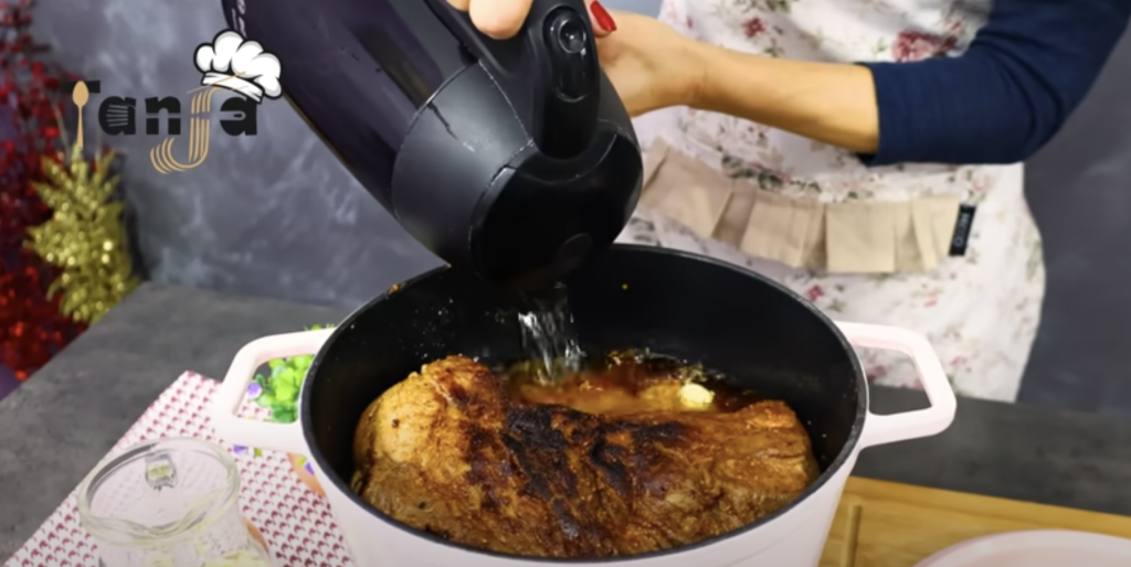 Pomalu dušená vepřová krkovice – postup