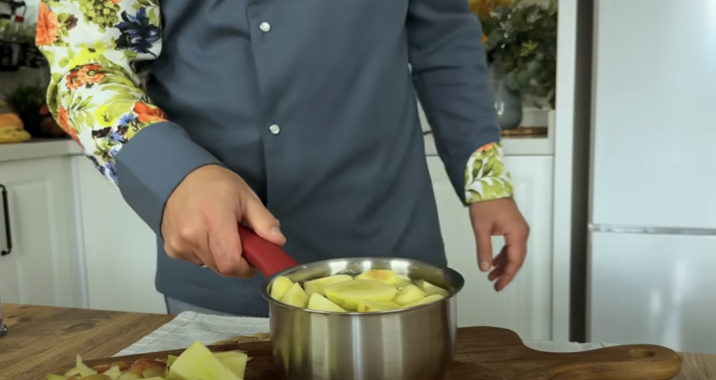 Bezlepkový čokoládovo-jablečný mousse bez cukru – pouze 2 ingredience