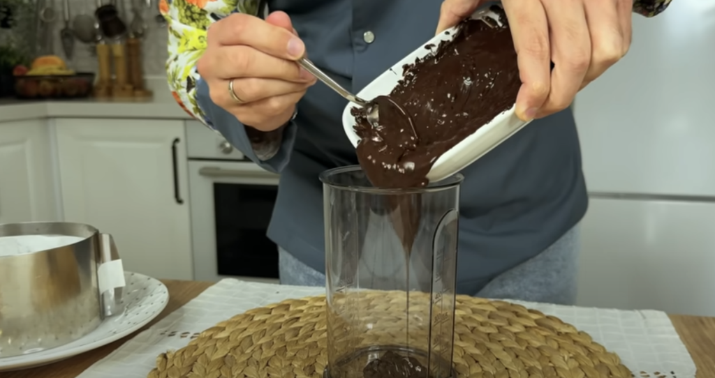 Bezlepkový čokoládovo-jablečný mousse bez cukru – pouze 2 ingredience