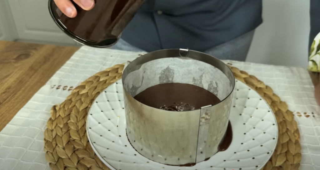 Bezlepkový čokoládovo-jablečný mousse bez cukru – pouze 2 ingredience
