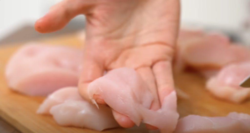 Kuřecí kousky v medovo-sezamové omáčce s vůní Orientu