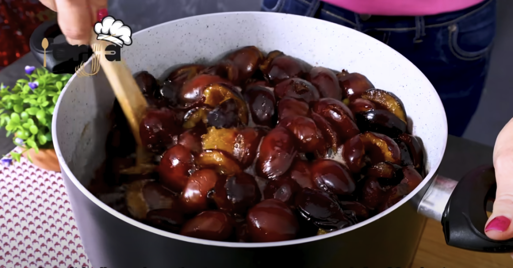 Tradiční domácí švestkový džem krok za krokem – potřebujete pouze 2 ingredience