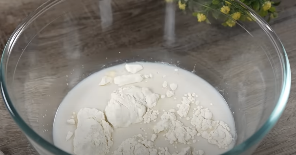 Nadýchaný máslový chléb z rolovaného těsta jako z pekárny