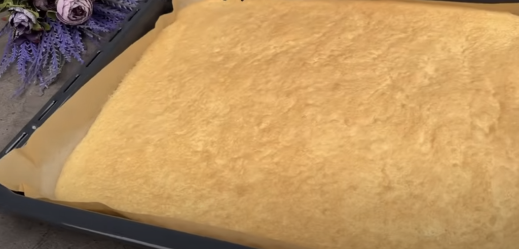 Piškotová roláda se smetanovým citronovo-ricottovým krémem a bílou čokoládou