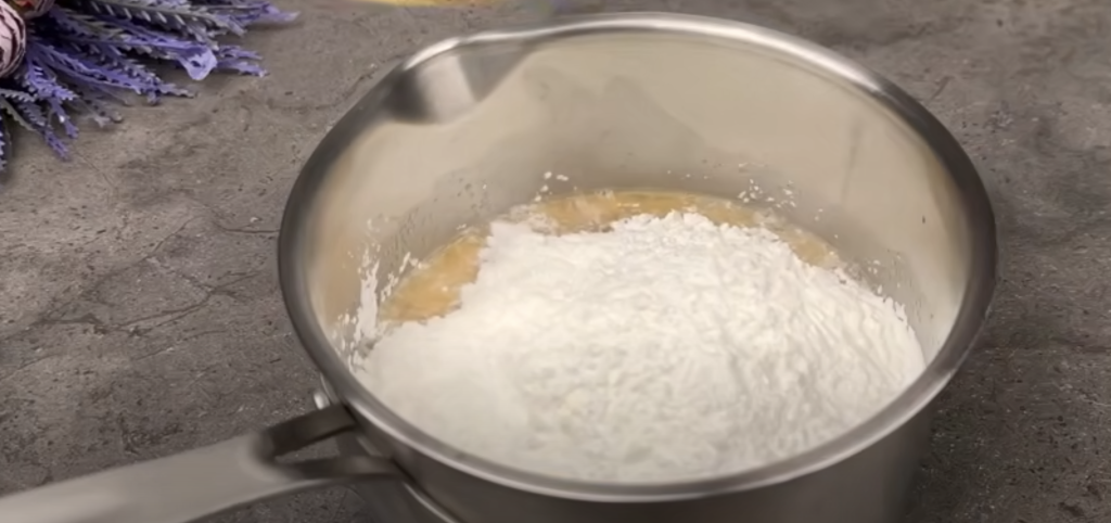 Piškotová roláda se smetanovým citronovo-ricottovým krémem a bílou čokoládou