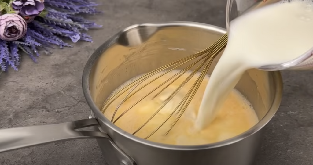 Piškotová roláda se smetanovým citronovo-ricottovým krémem a bílou čokoládou