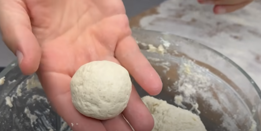 Ricottové knedlíčky s bazalkovým pestem – delikatesa italské kuchyně v lehkém a svěžím podání