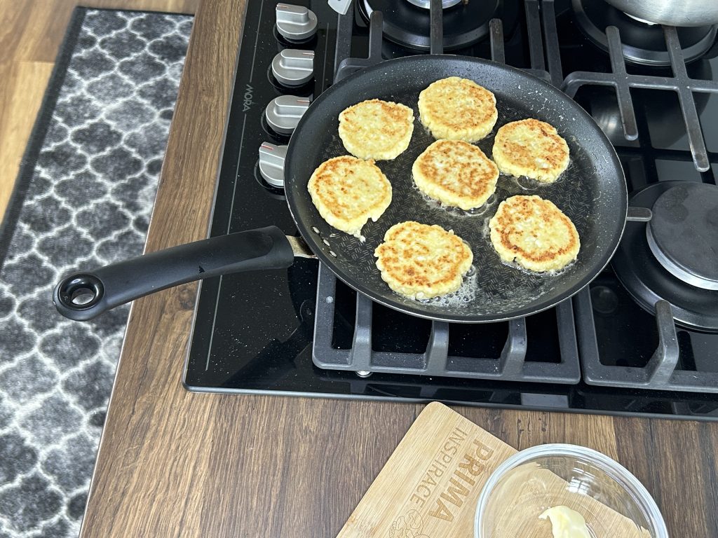 Syrniki – tvarohové lívanečky