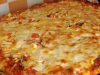 Rychlá domácí pizza se sýrem a majonézou – hotová za 25 minut