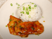 Kuřecí plátky na sladký způsob: Rychlý oběd s medovou omáčkou