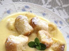 Dukátové buchtičky s vanilkovým pudinkovým krémem: