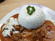 Poctivý hovězí guláš s rýží Poctivý hovězí guláš s rýží