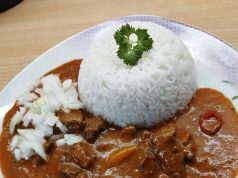 Poctivý hovězí guláš s rýží Poctivý hovězí guláš s rýží