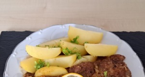 Krkovice na zvěřinovém koření se žampiony a bramborami Krkovice na zvěřinovém koření se žampiony a bramborami