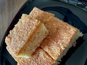 Hrnková buchta Raffaello – jemná, vláčná a zalitá smetanou