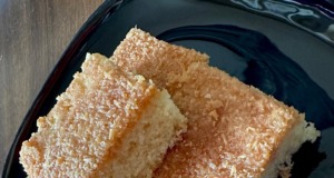 Hrnková buchta Raffaello – jemná, vláčná a zalitá smetanou Hrnková buchta Raffaello – jemná, vláčná a zalitá smetanou