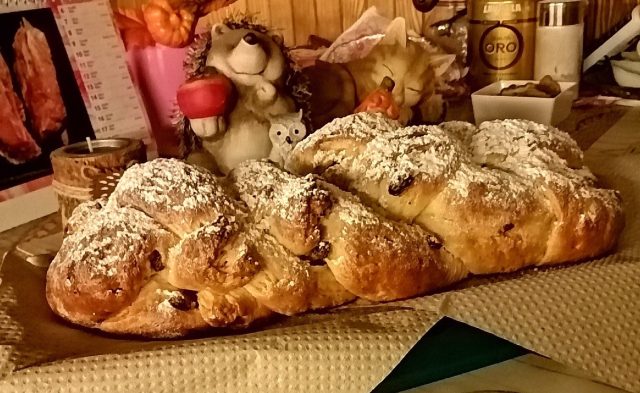 Jemná vánočka – tradiční domácí recept podle staré kuchařky