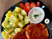 Vepřová pečeně s vařenými bramborami a petrželkou – klasika, která nikdy nezklame