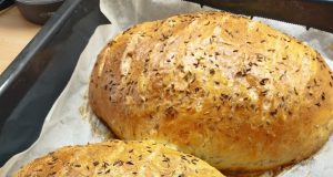 Domácí kmínový chléb – jednoduchý recept na nadýchaný bochník Domácí kmínový chléb - jednoduchý recept na nadýchaný bochník
