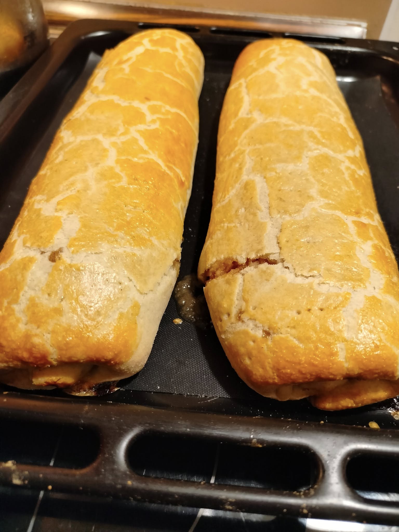 Jablečný závin z univerzálního těsta – snadný recept, se kterým se pracuje jedna radost