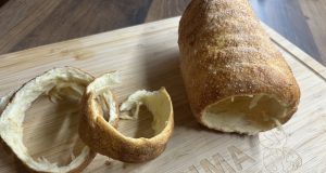 Křupavý domácí trdelník z trouby se skořicovým cukrem Křupavý domácí trdelník z trouby se skořicovým cukrem