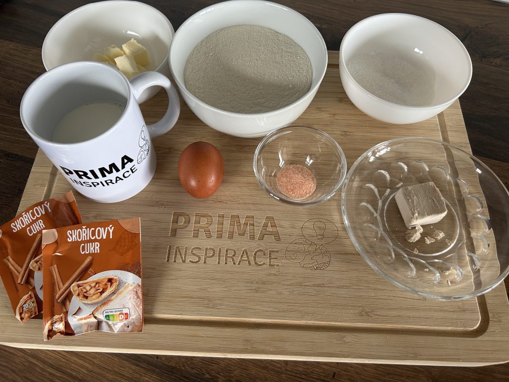 Křupavý domácí trdelník z trouby se skořicovým cukrem