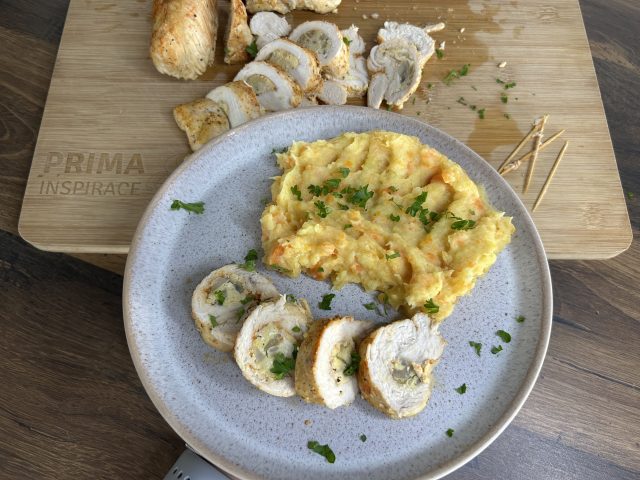 Neodolatelné krůtí rolky plněné míchanými vejci a žampiony