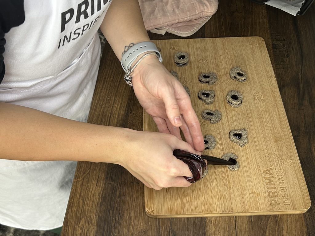 Makové linecké koláčky s džemem