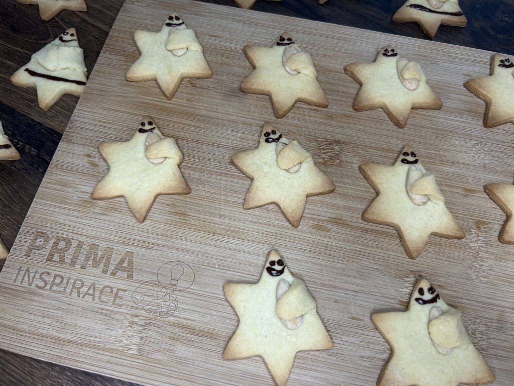 Mandlové hvězdičkové a stromečkové sušenky