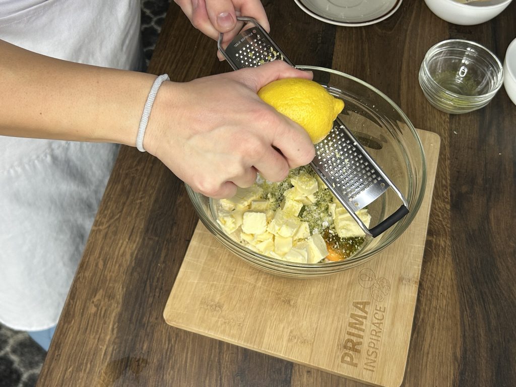 Matcha linecké koláčky – moderní vánoční klasika v zeleném kabátku