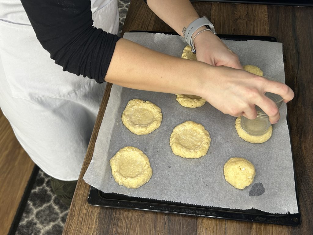 Moravské koláče z cottage sýra – vláčné, křehké a plné chuti