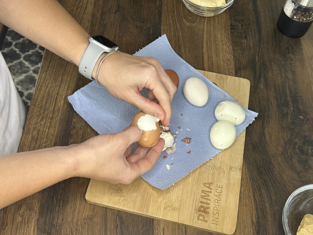 Plněná vajíčka s majonézou a hořčicí