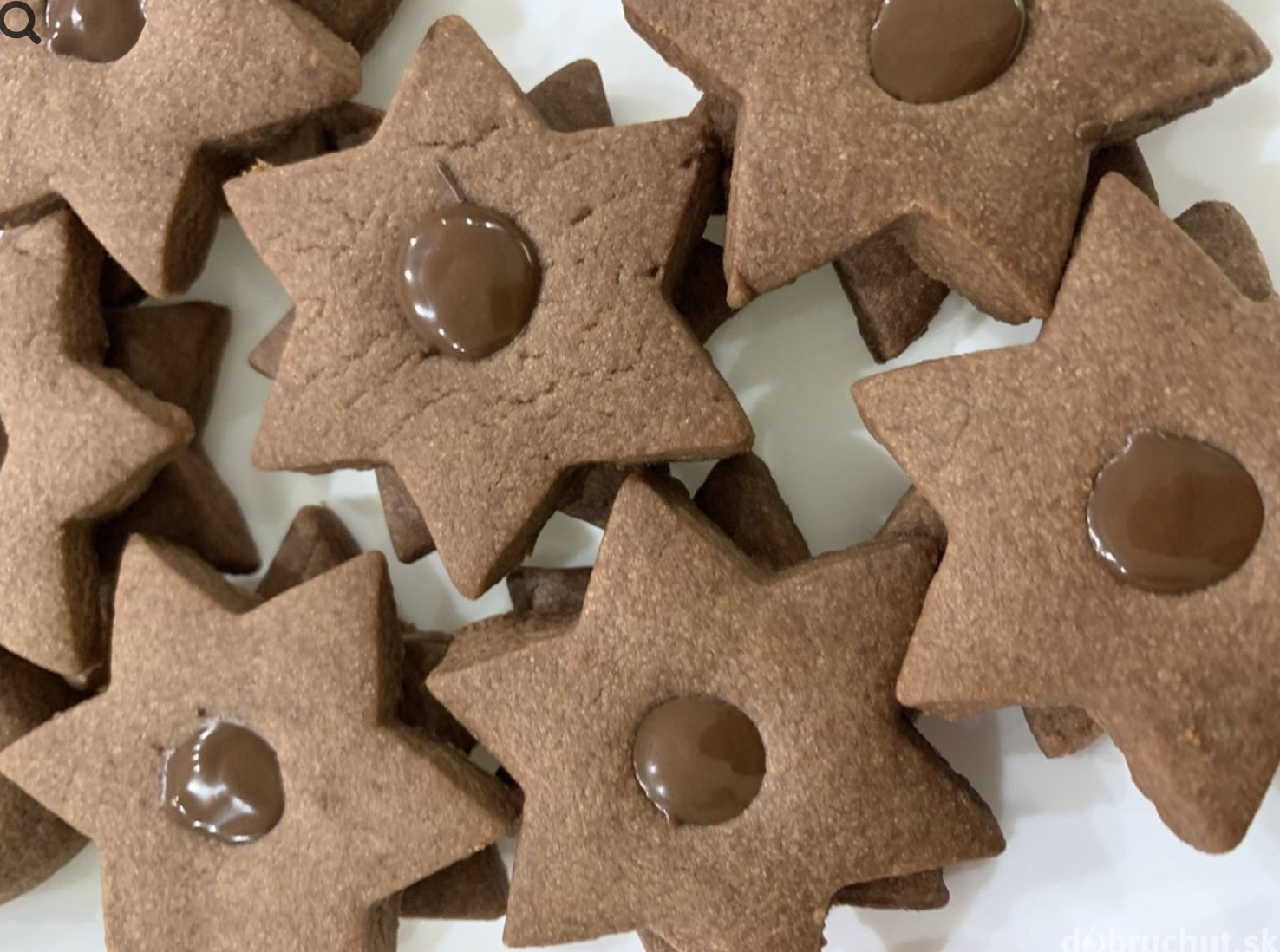 Pět druhů vánočního cukroví z jednoho těsta - vanilkové hvězdy, ježci, labky v čokoládě, kakaové i ořechové varianty