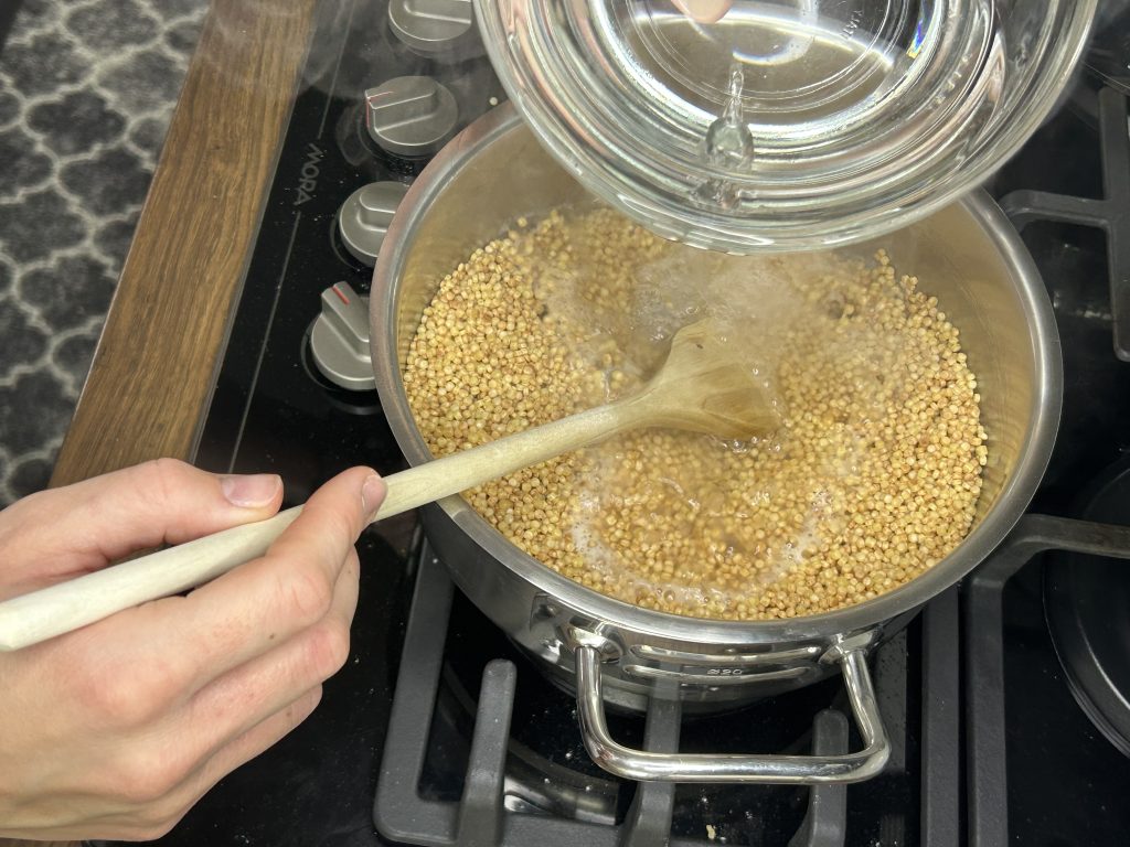 Vepřové plátky s tarhoňou – voňavý domácí oběd jako od babičky