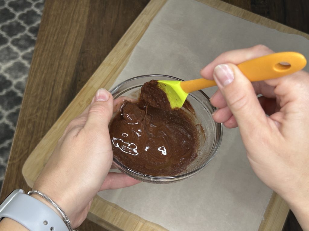 Lehké vídeňské řezy s pomerančovou náplní