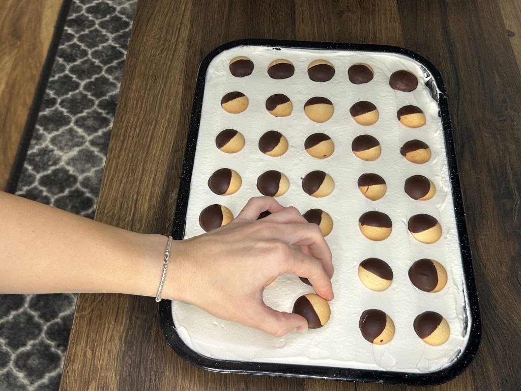 Lehké vídeňské řezy s pomerančovou náplní