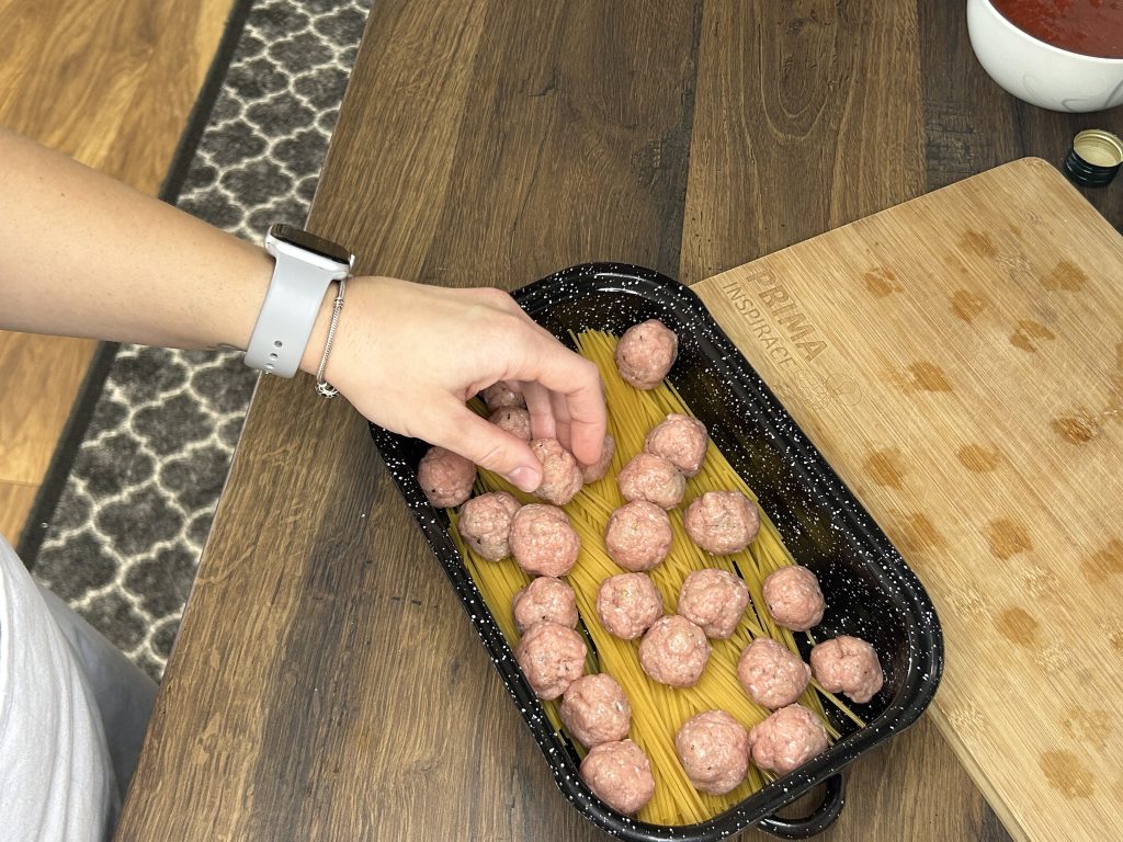 Rychlé zapečené špagety s mletým masem a rajčatovým přelivem