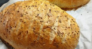 Domácí kmínový chléb