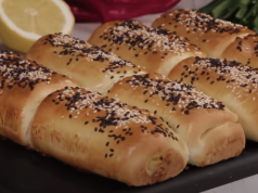 Kynuté houstičky plněné kuřecím masem, sýrem a zeleninou