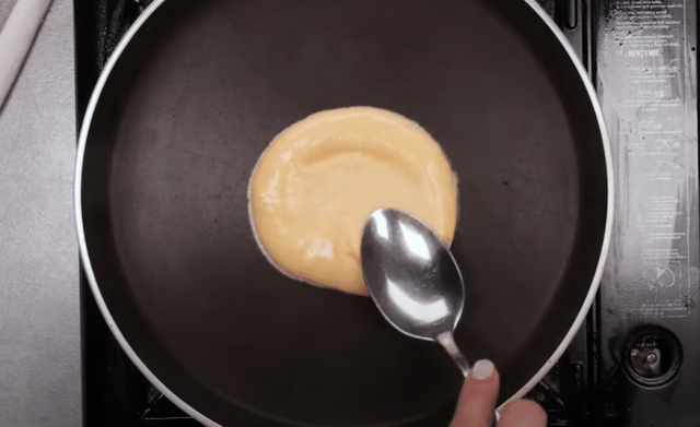 Luxusní lívance s nutellovou náplní – dokonalá sladká snídaně