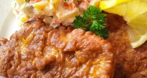 Připravte si nejlepší rošťáky z vepřové kýty: Rychlý recept na šťavnaté plátky s krémovou omáčkou a slaninou