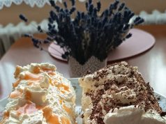 Maková roláda s tvarohovým krémem a marmeládou Maková roláda s tvarohovým krémem a marmeládou