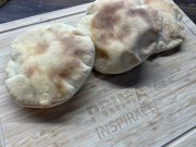 Domácí pita chléb