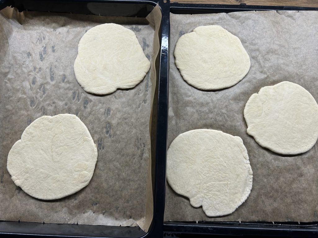 Domácí pita chléb