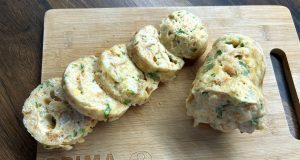 Rychlé hrníčkové knedlíky z mikrovlnky Rychlé hrníčkové knedlíky z mikrovlnky