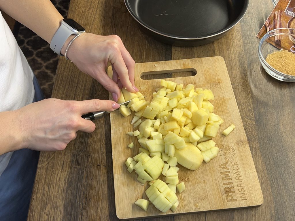 Jablkovo-karamelový cheesecake