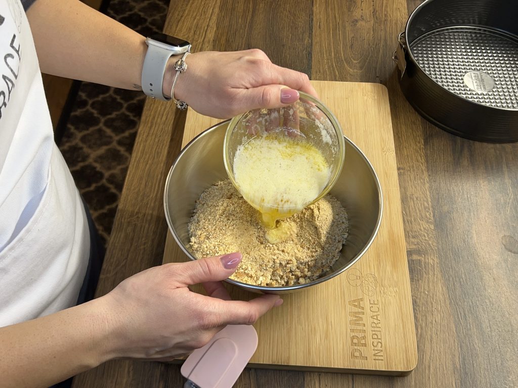 Jablkovo-karamelový cheesecake