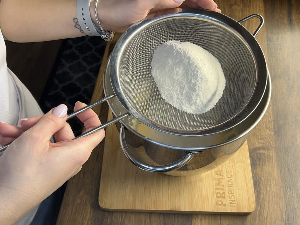 Kokosová roláda – jemná, nadýchaná a voňavá