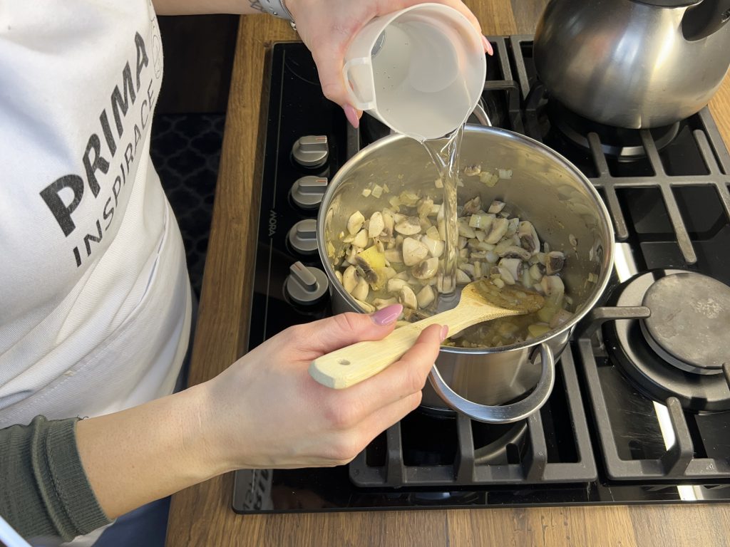 Krémová žampionová polévka